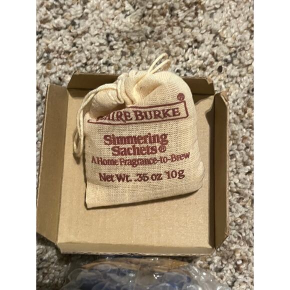 Claire Burke The Nutcracker Tabletop Simmering Soldier - Picture 5 of 8